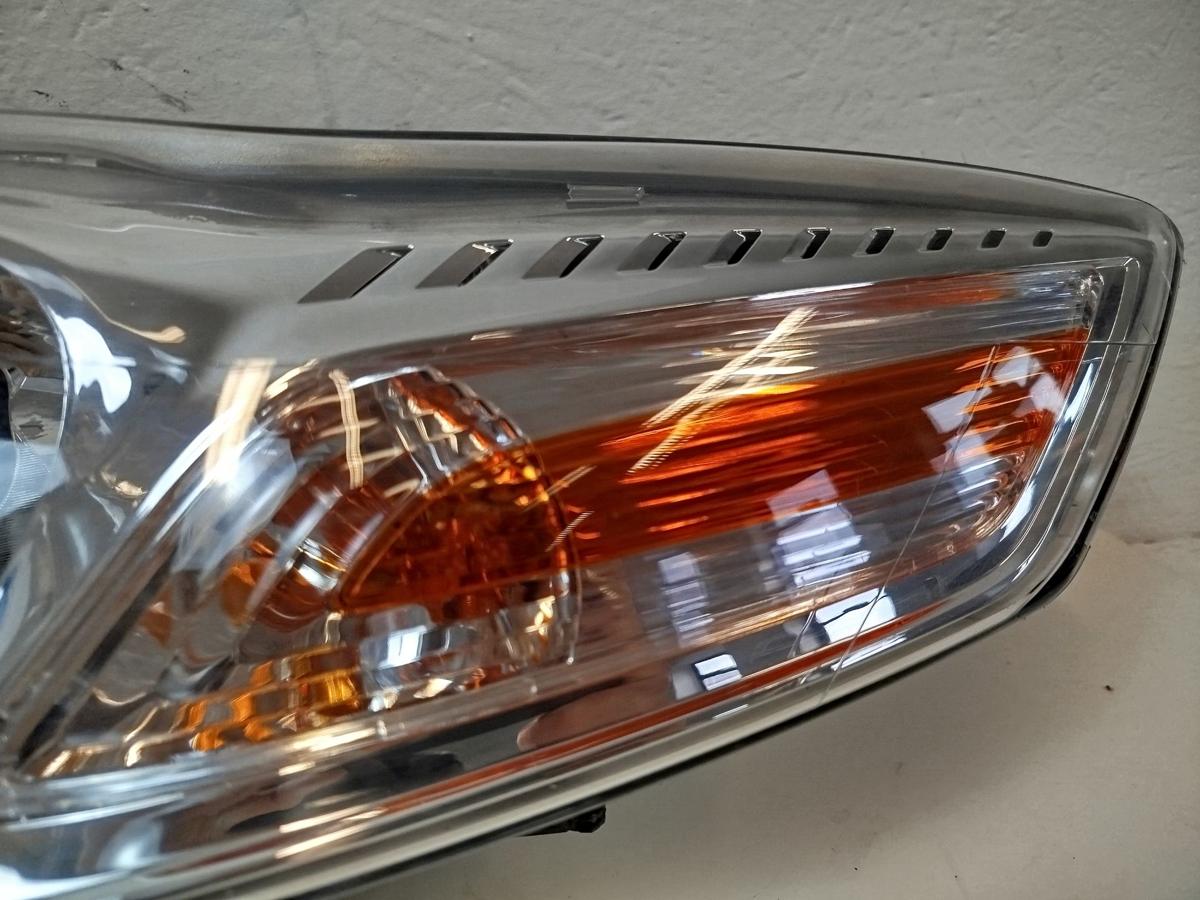 Ford Mondeo BA7 Scheinwerfer Hauptscheinwerfer vorn links Xenon Abbiegelicht