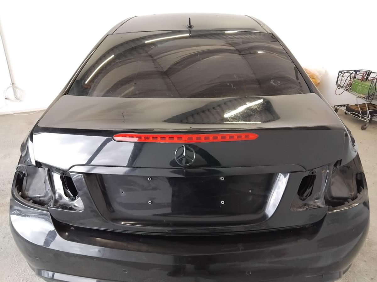 Mercedes E-Klasse Coupe C207 Heckklappe obsidianschwarzmetallic 197 BJ2009