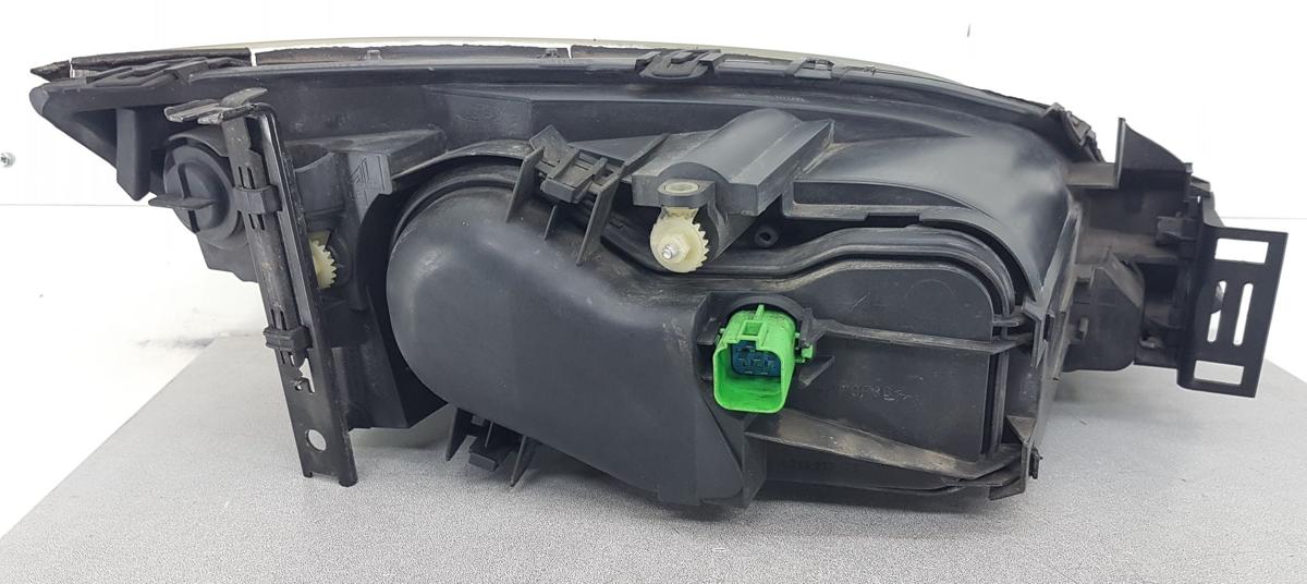 Ford Mondeo BWY Hauptscheinwerfer links 1S7113006AM 0301174201 Bj2006