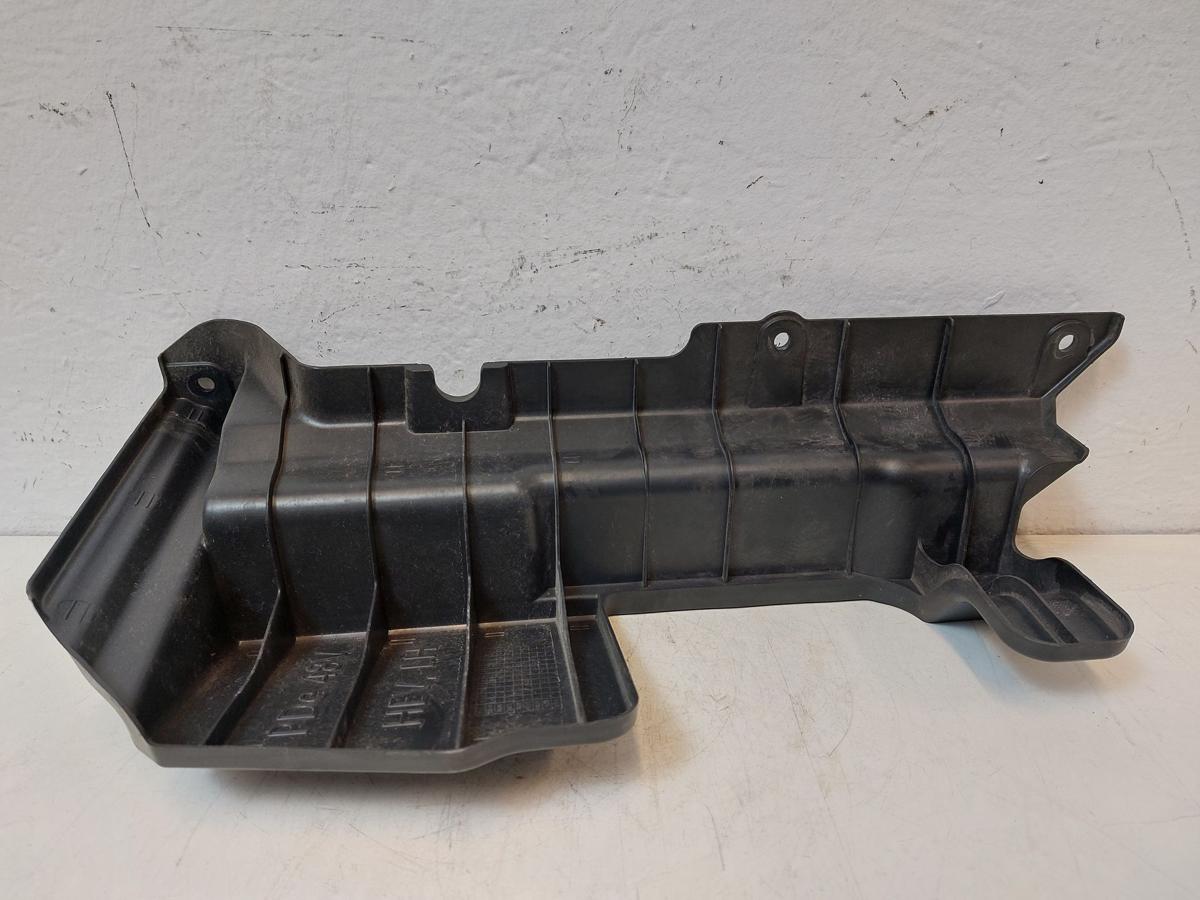 Hyundai i30 PD Mild Hybrid Luftf&uuml;hrung vorn Schlosstr&auml;ger Plastikluftleitblech