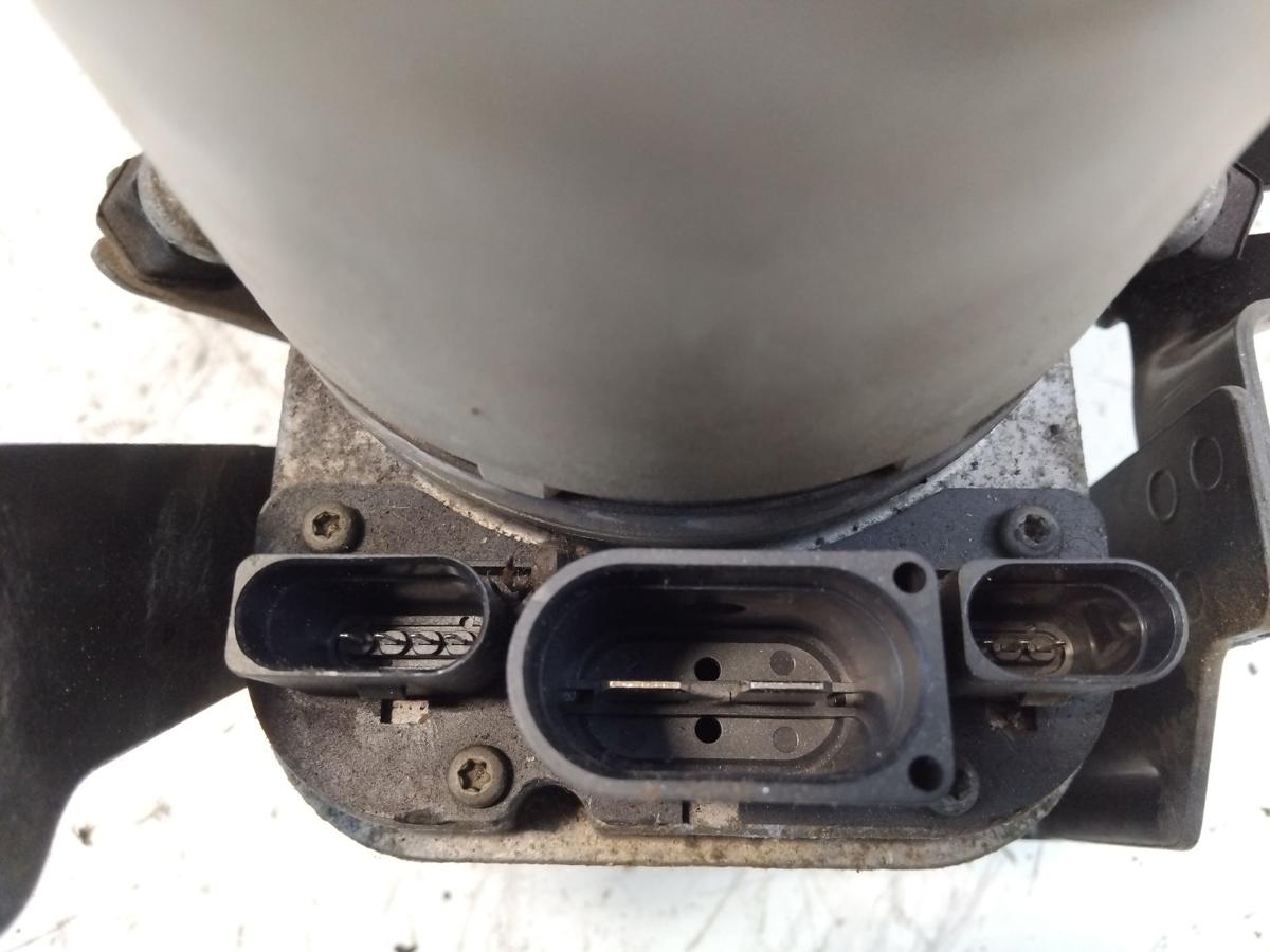 Skoda Fabia 2 5J original Servopumpe TRW elektrohydraulisch BJ2009