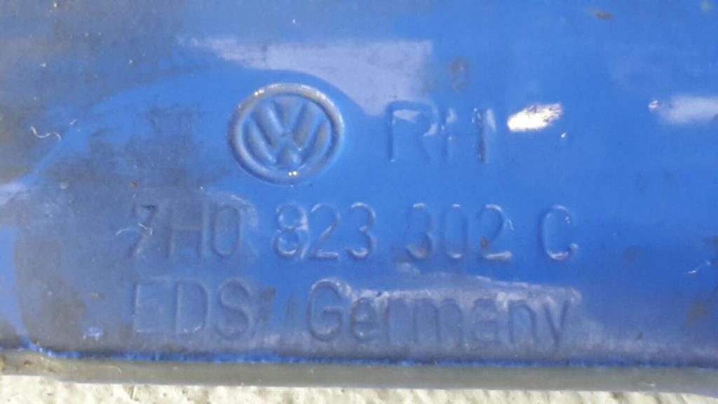 VW T5 7H Multivan Bj.03 Satz Motorhaubenscharniere Haubenscharniere