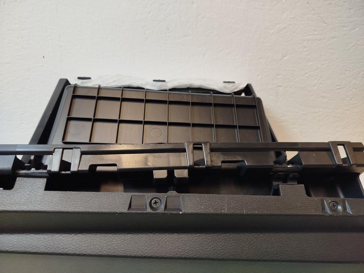 Nissan Micra K14 Handschuhfach Handschuhkasten Schalttafelkasten