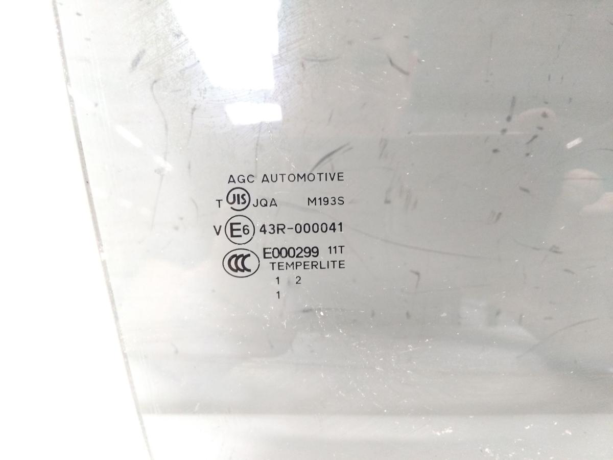 Mitsubishi Space Star A0 T&uuml;rscheibe hinten rechts original abgedunkelt Bj.2013