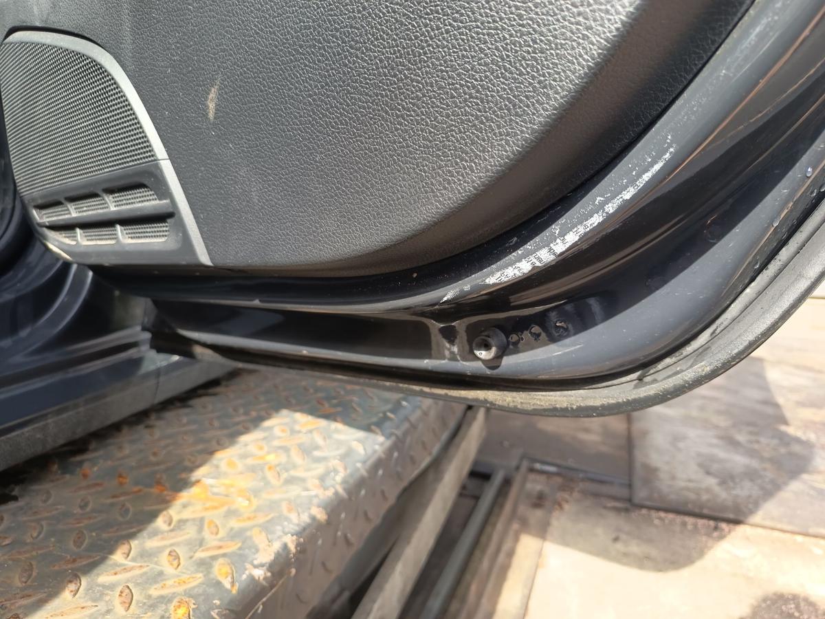 VW Polo V 6C original T&uuml;r hinten rechts Fond Rohbau I7F Uranograu Bj 2014