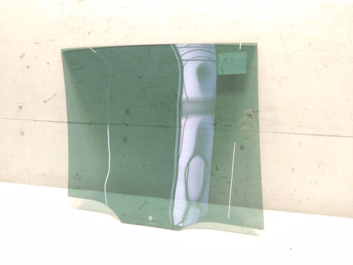 VW Golf Sportsvan T&uuml;rscheibe hinten links original abgedunkelt Bj.2017