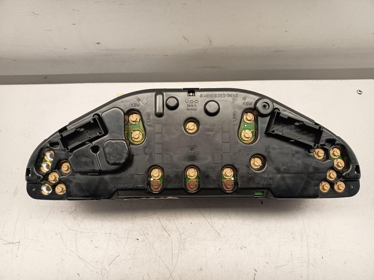 Mercedes Benz S210 original Kombiinstrument Tacho 2105400748 Baujahr 1998