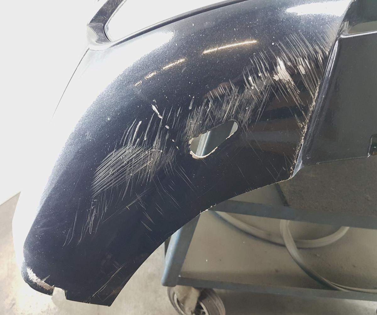 Ford Mondeo BWY Stoßstange Stoßfänger vorn in Panther Schwarz Met Bj2006