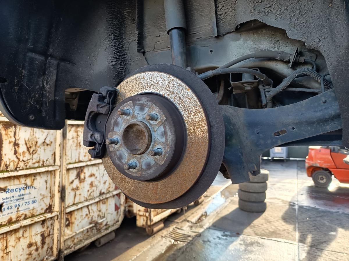 Ford Focus C-Max original Hinterachse scheibengebremst 1,8l 92kW Benzin Bj 2006