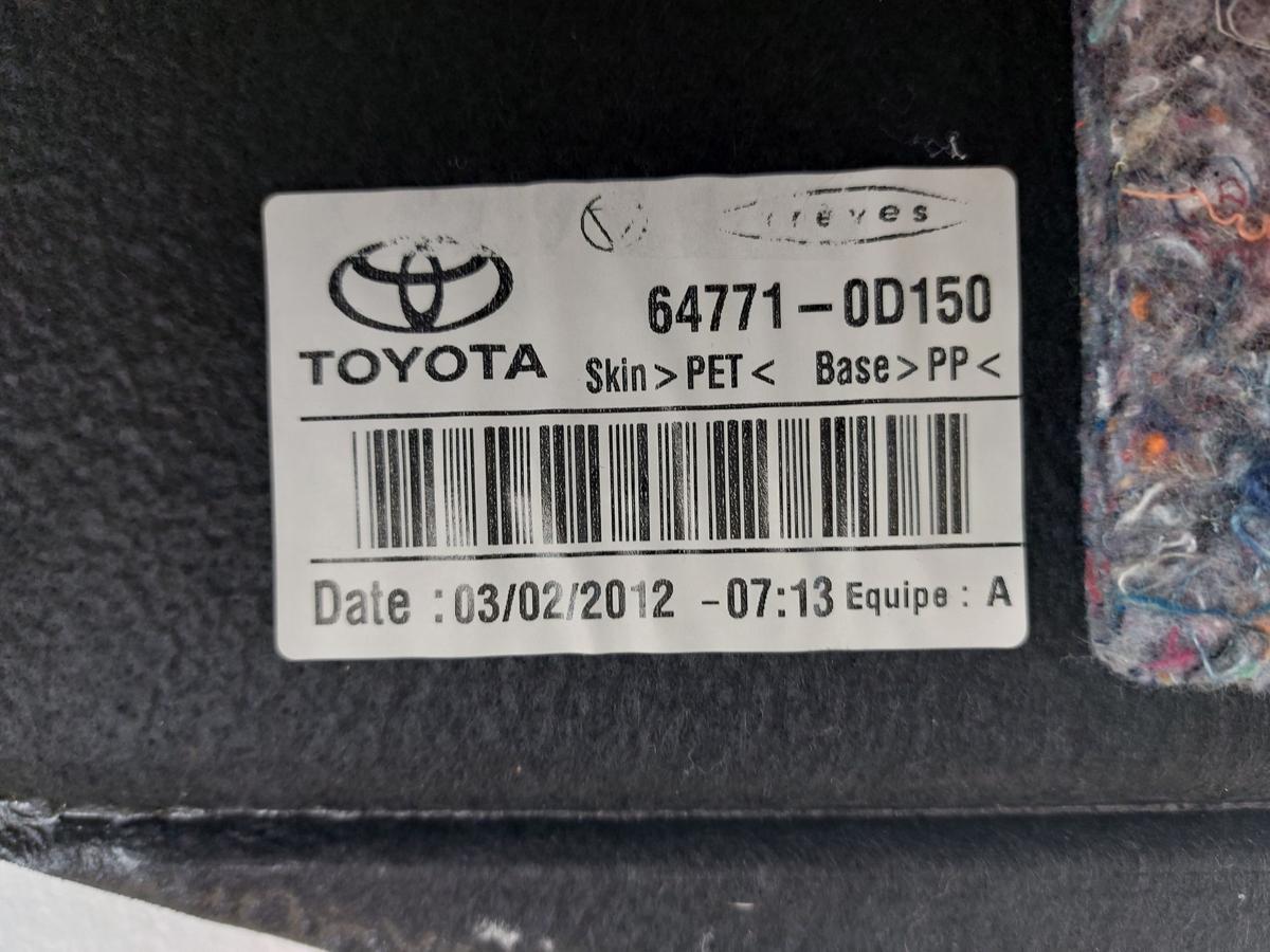 Toyota Yaris XP13 Zwischenboden Kofferraum Abdeckung Pannenset Reserverad