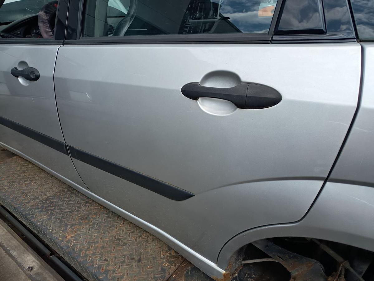 Ford Focus DAW original Roht&uuml;r T&uuml;r hinten links Polar Silber 5 T&uuml;rer Baujahr 03
