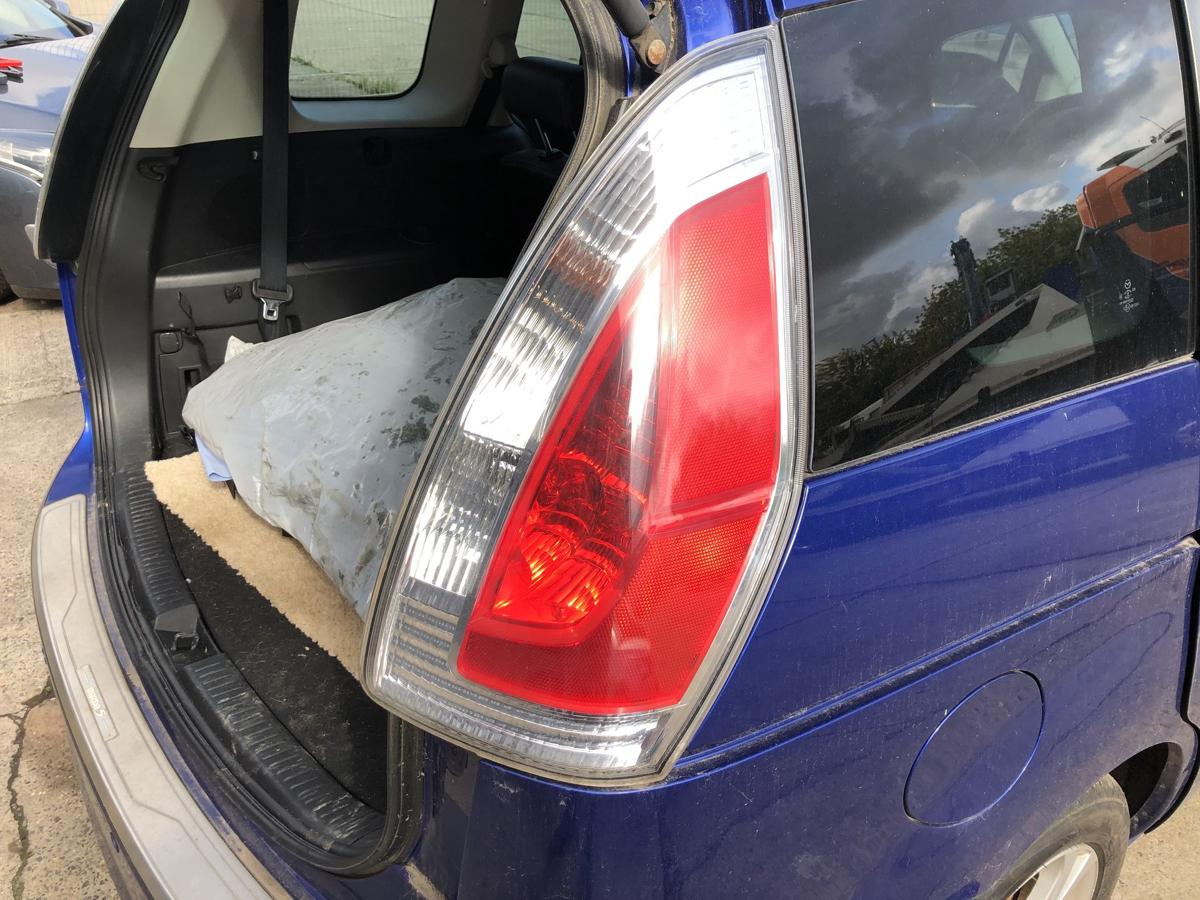Mazda 5 CR ab 2008 Rückleuchte links Rücklicht Heckleuchte Facelift OEM Stanley