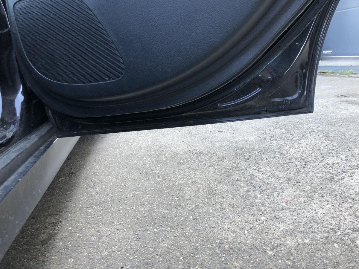 Nissan Tiida C11 T&uuml;r hinten rechts Fondt&uuml;r im Rohbau KH3 Superblack