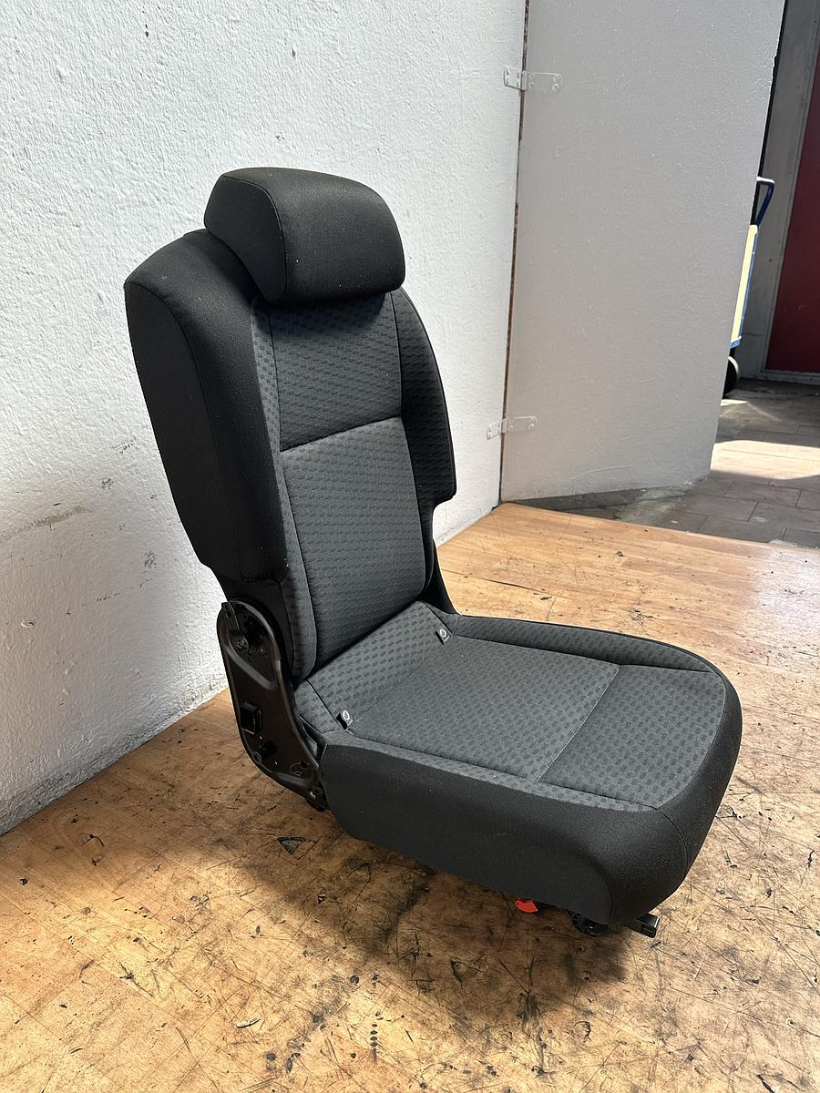 Skoda Roomster Einzelsitz Sitz Rücksitz hinten links Stoff Isofix BJ07