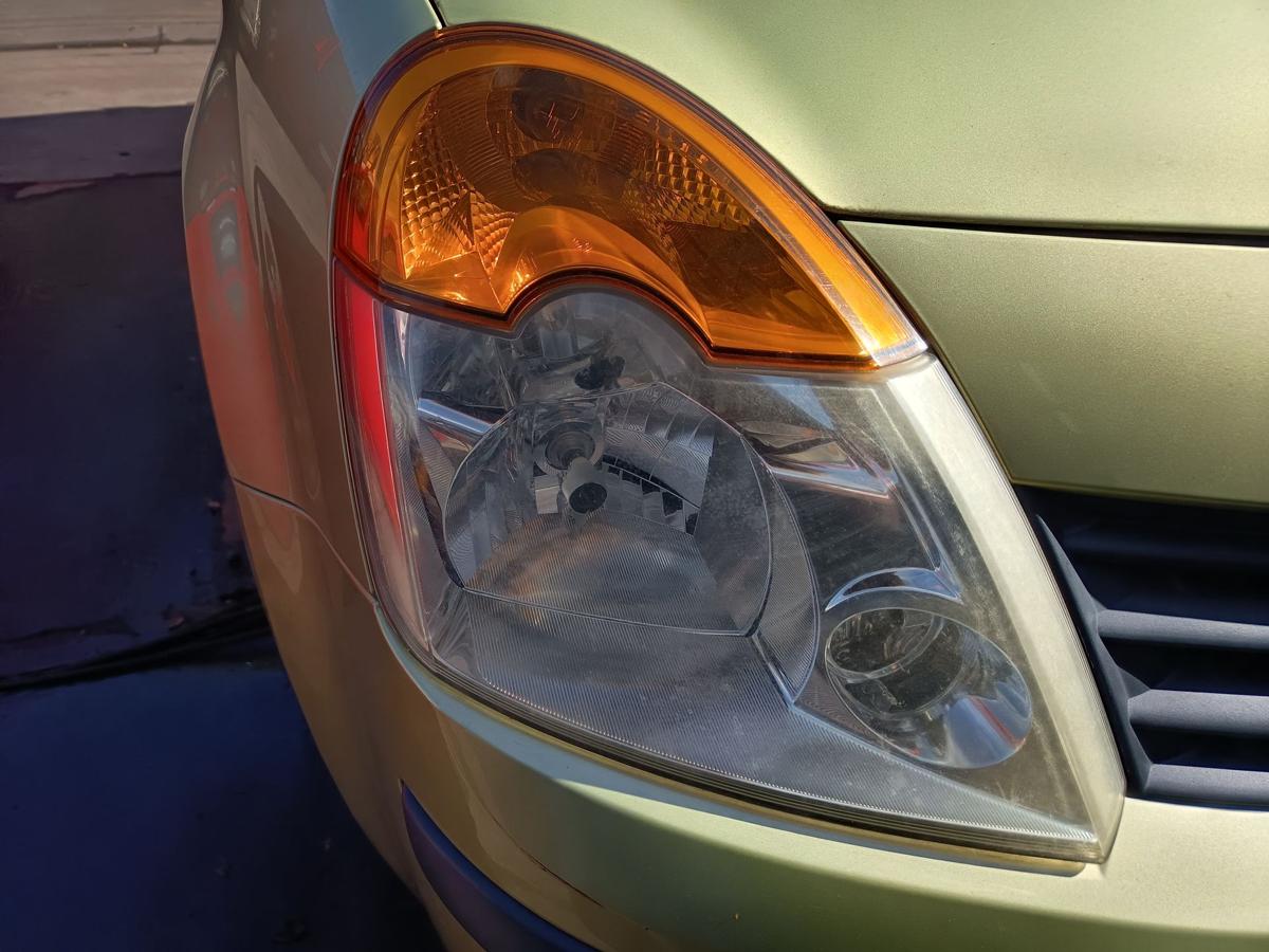 Renault Modus original Scheinwerfer rechts Halogen vor Facelift Baujahr 2005