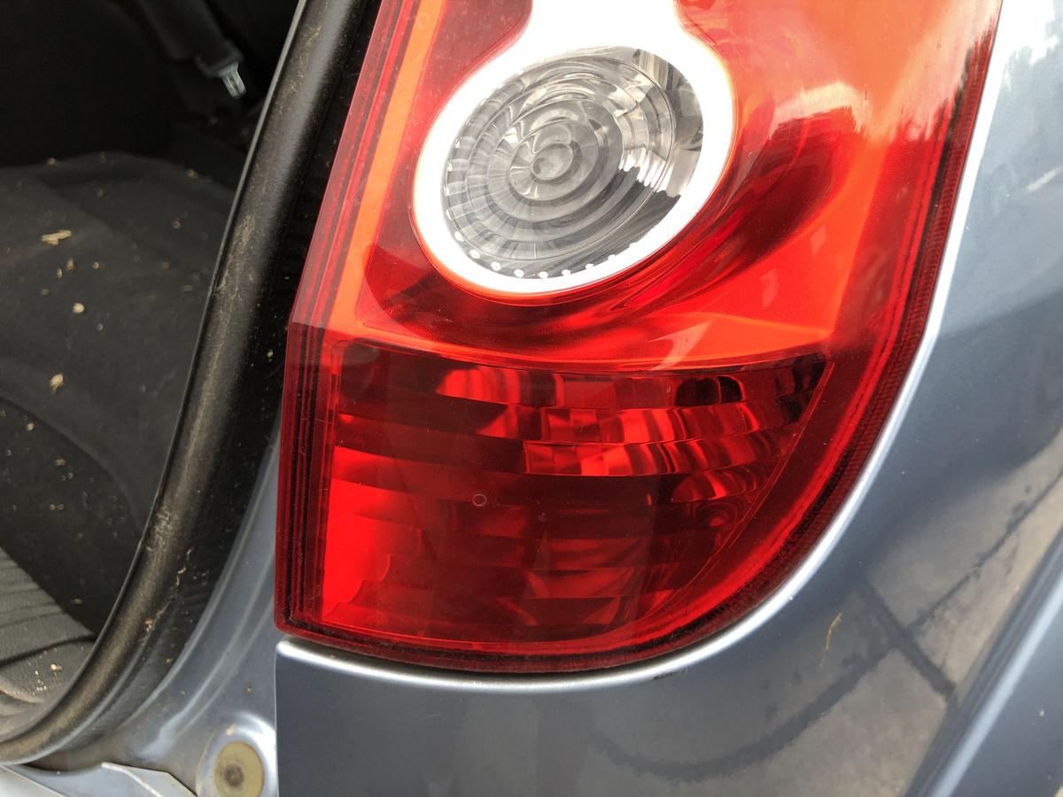 Ford Fiesta JD JH ab05 R&uuml;ckleuchte rechts R&uuml;cklicht Heckleuchte NUR 5 t&uuml;rer