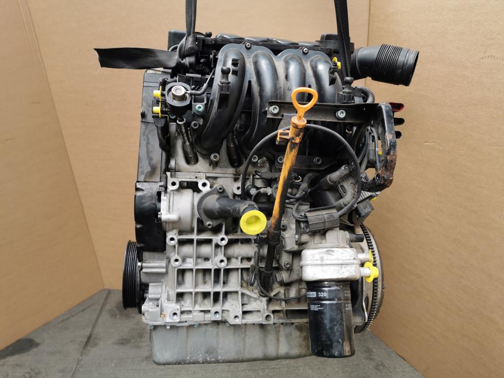 VW Polo 6K original Motor AUR 1,6 74KW 5G Schalter Bj.2001