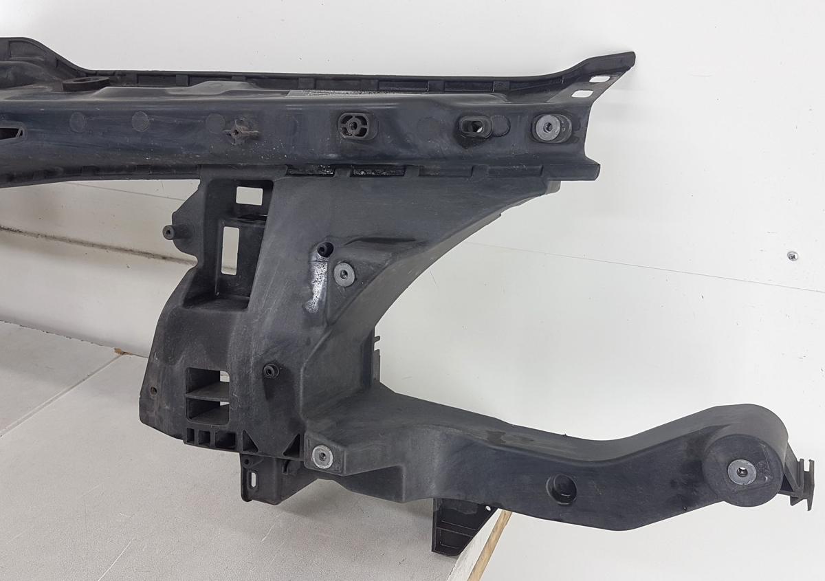 Mercedes Vito 639 Schlossträger Frontverkleidung A6398800003 2,2CDI 80kw 646982