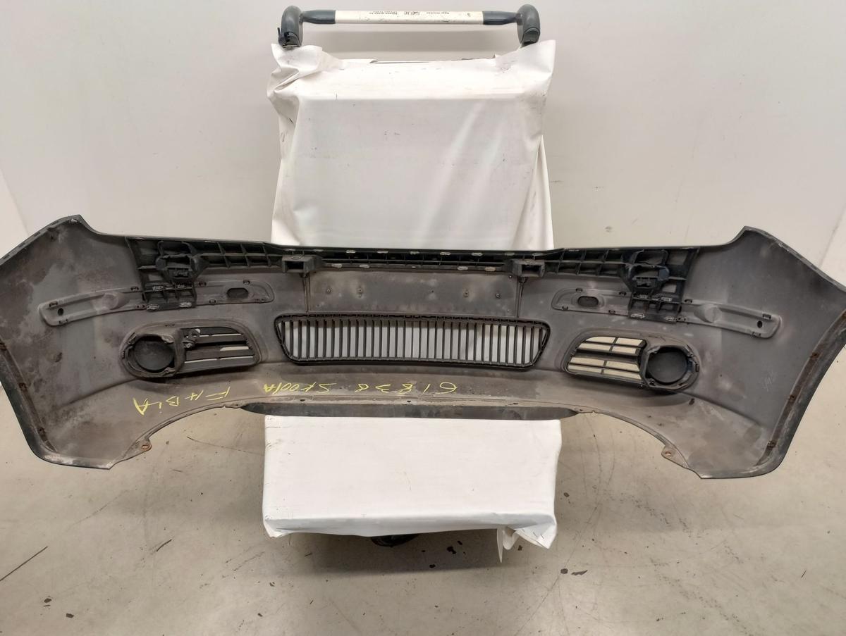 Skoda Fabia 6Y Bj 05 orig Stoßstange vorn Stoßfänger Schwarz Facelift ab 2004
