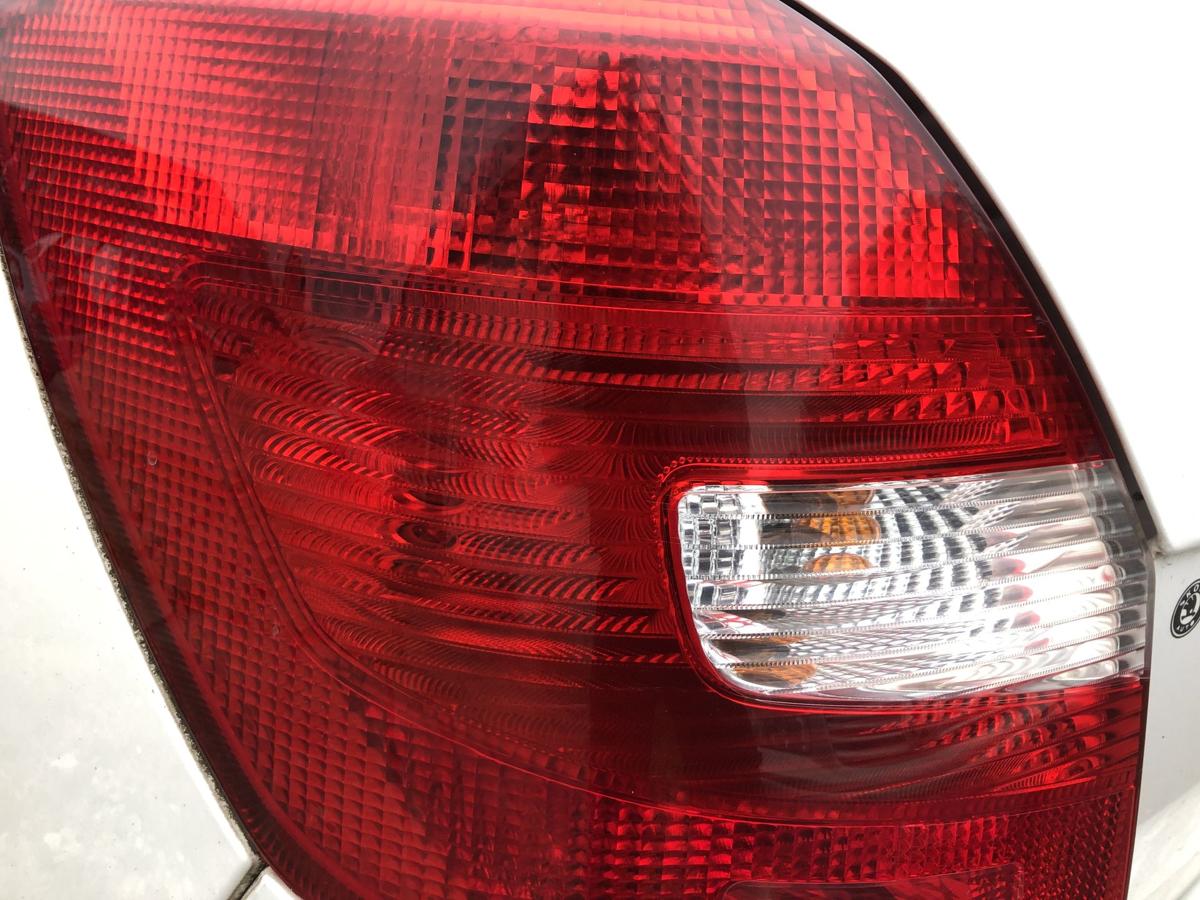 Skoda Fabia II 2 5J Rückleuchte Rücklicht Heckleuchte links Kombi Schlusslicht