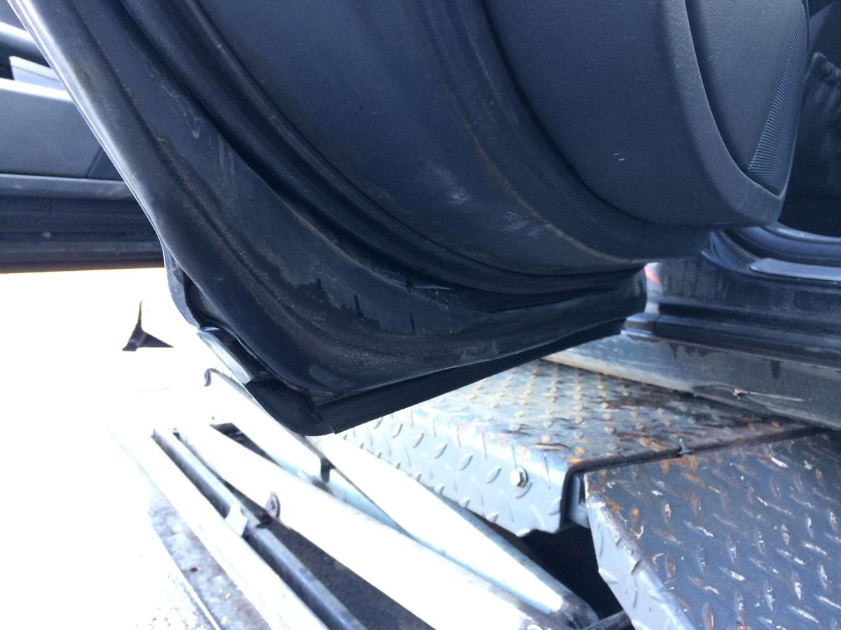 VW Phaeton original Tür hinten links Fond (Roh) R9V Tarantellaschwarz Bj 2006