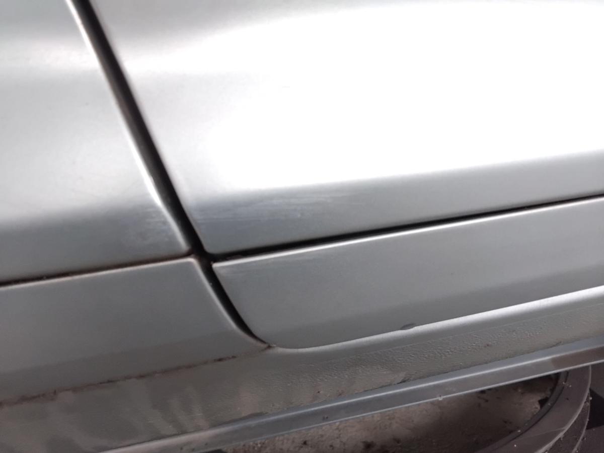 Audi A3 8P T&uuml;r vorn rechts Beifahrert&uuml;r 3-T&uuml;rer LY5J Liquidblaumetallic BJ2007