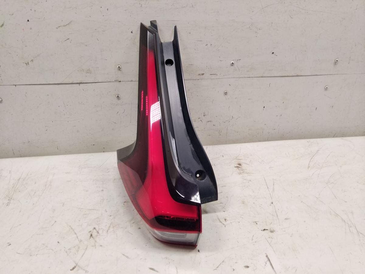Mitsubishi Eclipse Cross original R&uuml;ckleuchte Schlussleuchte links Teil-LED