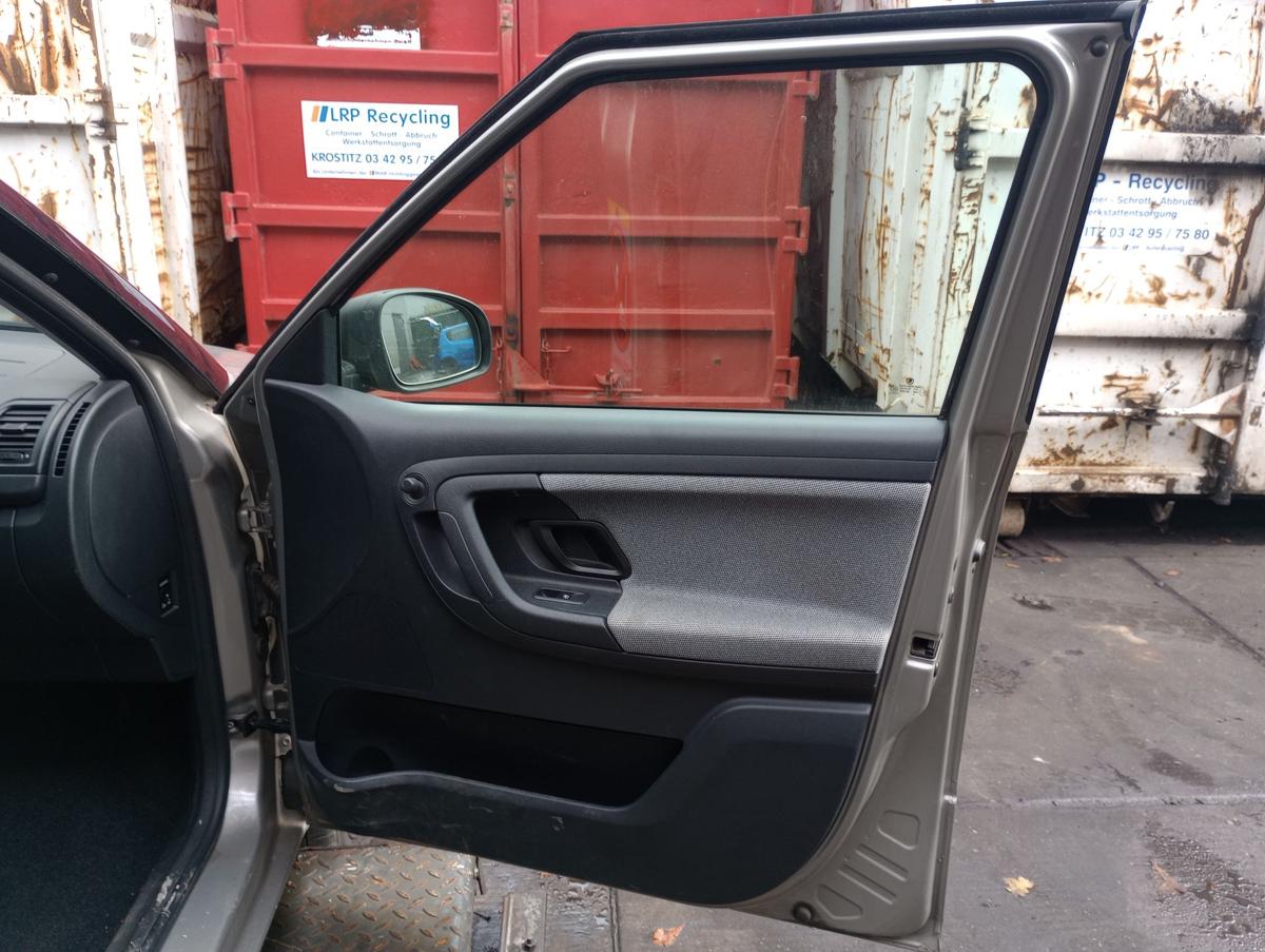 Skoda Fabia II original Tür vorn rechts Beifahrer (Roh) F8H Beige Bj 2010