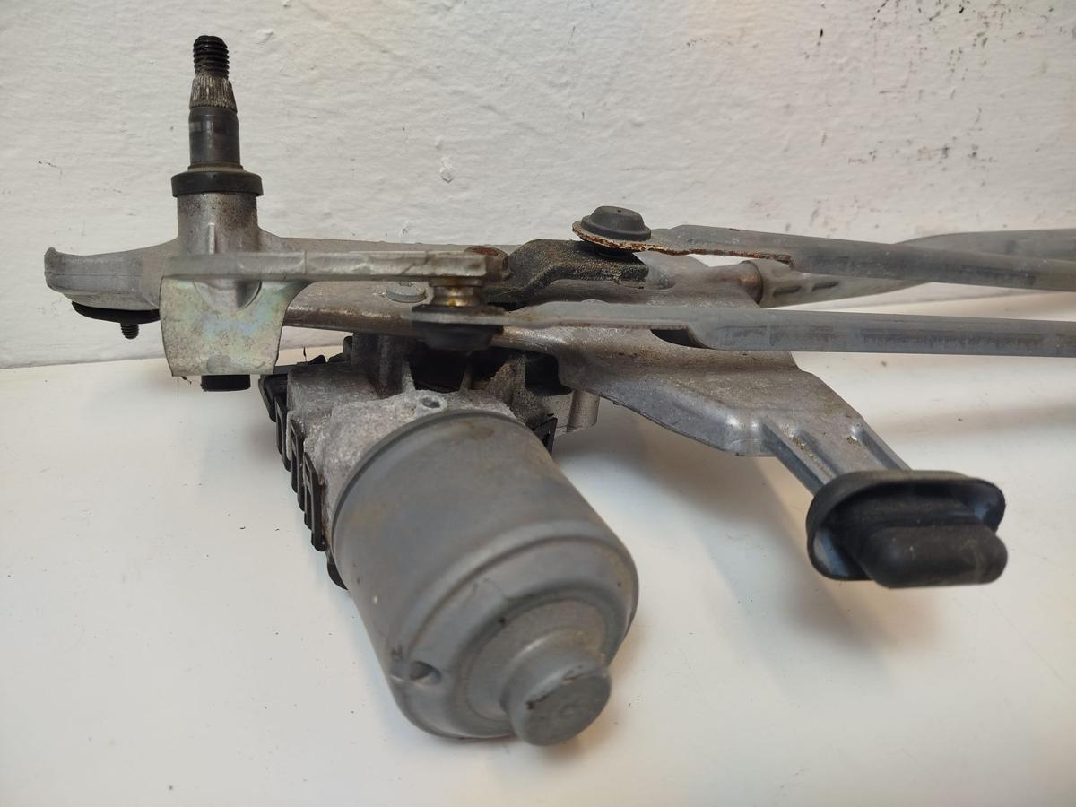 Peugeot 308 SW T9 Wischergest&auml;nge mit Wischermotor vorn Bosch 3397021828