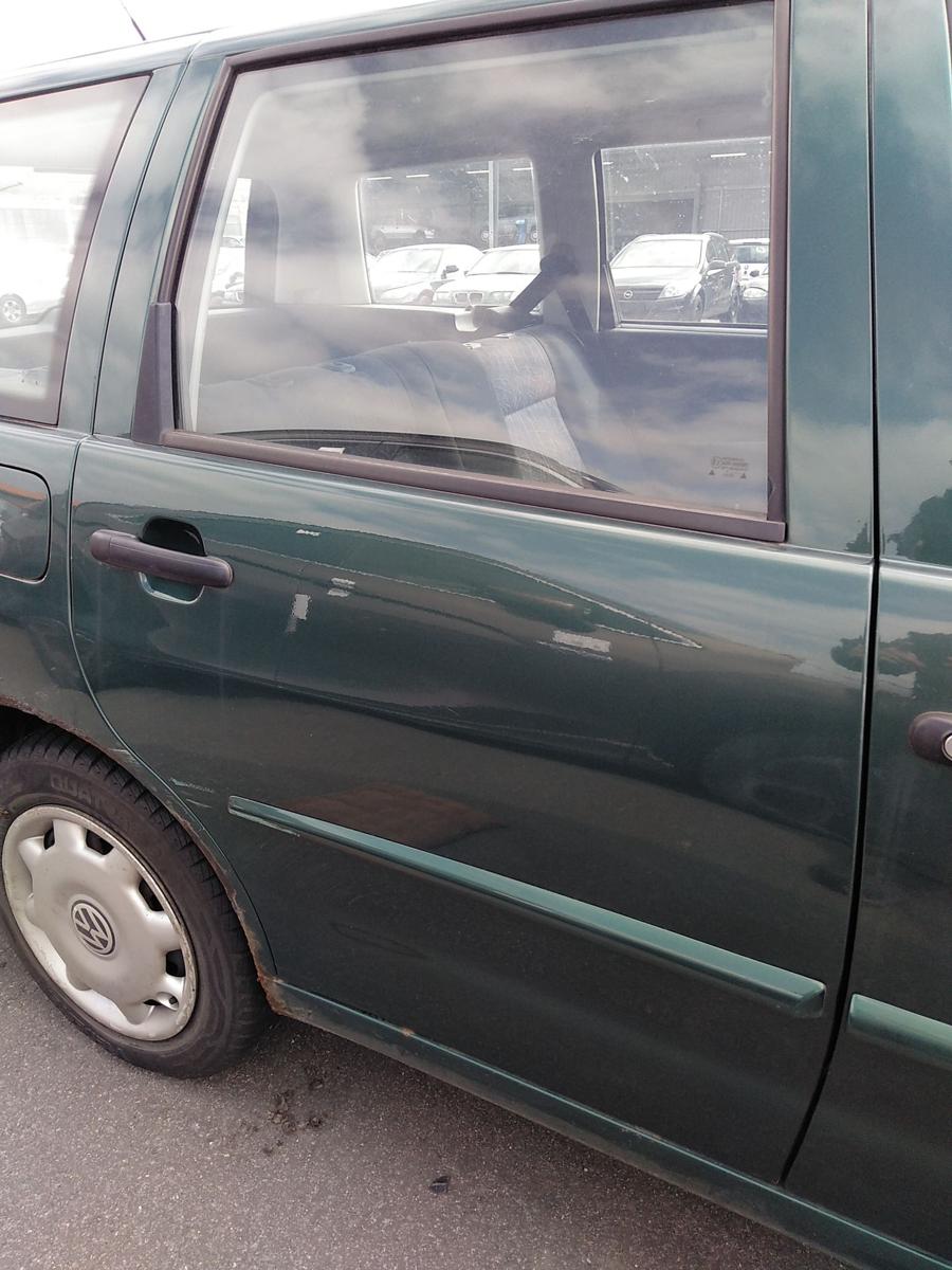 VW Polo Variant 6K T&uuml;r hinten rechts yuccagr&uuml;nmetallic LS6T Bj.1997