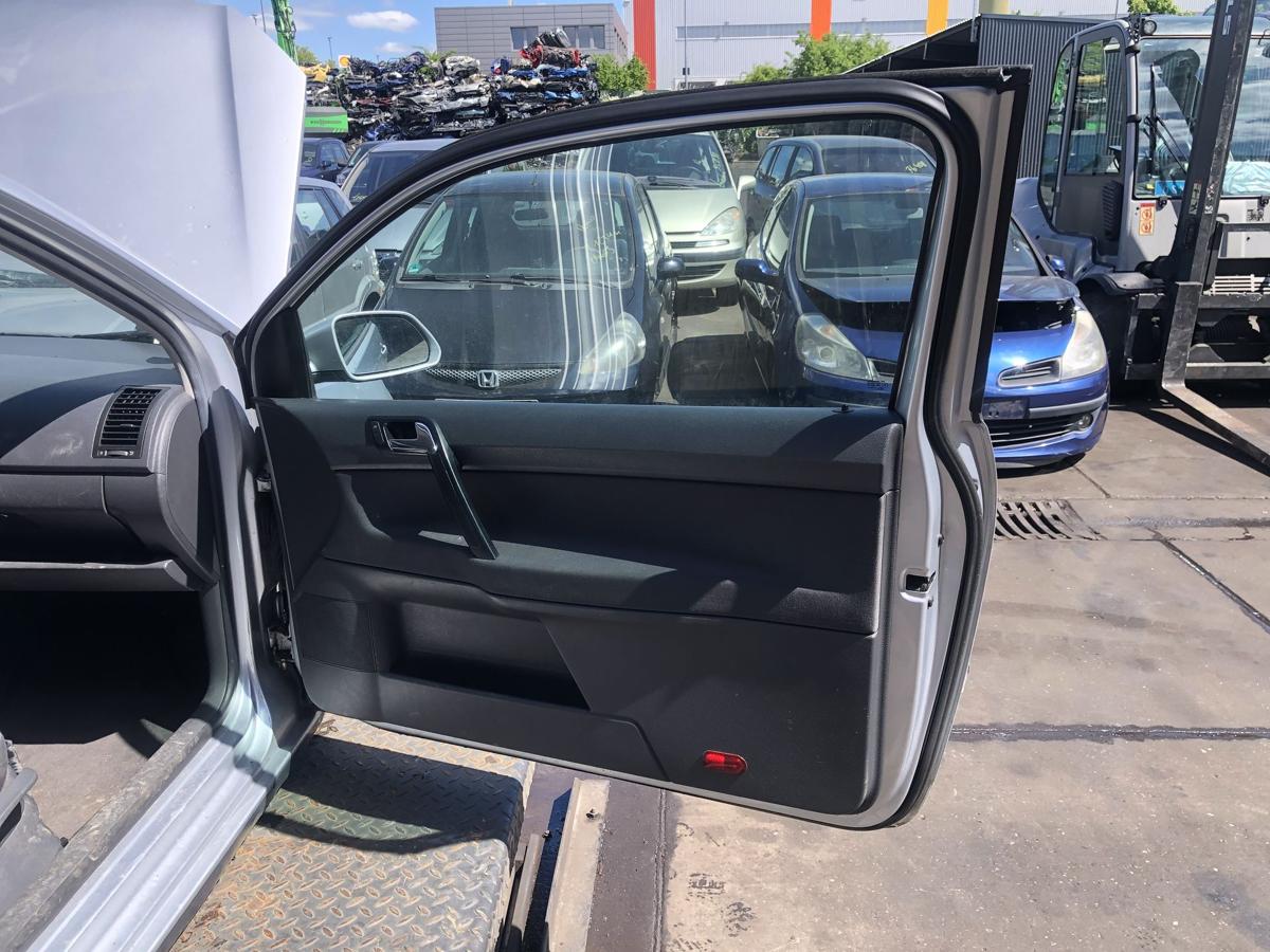 VW Polo 9N3 original Tür rechts Beifahrer (Roh) A7W Reflexsilber Bj 2005