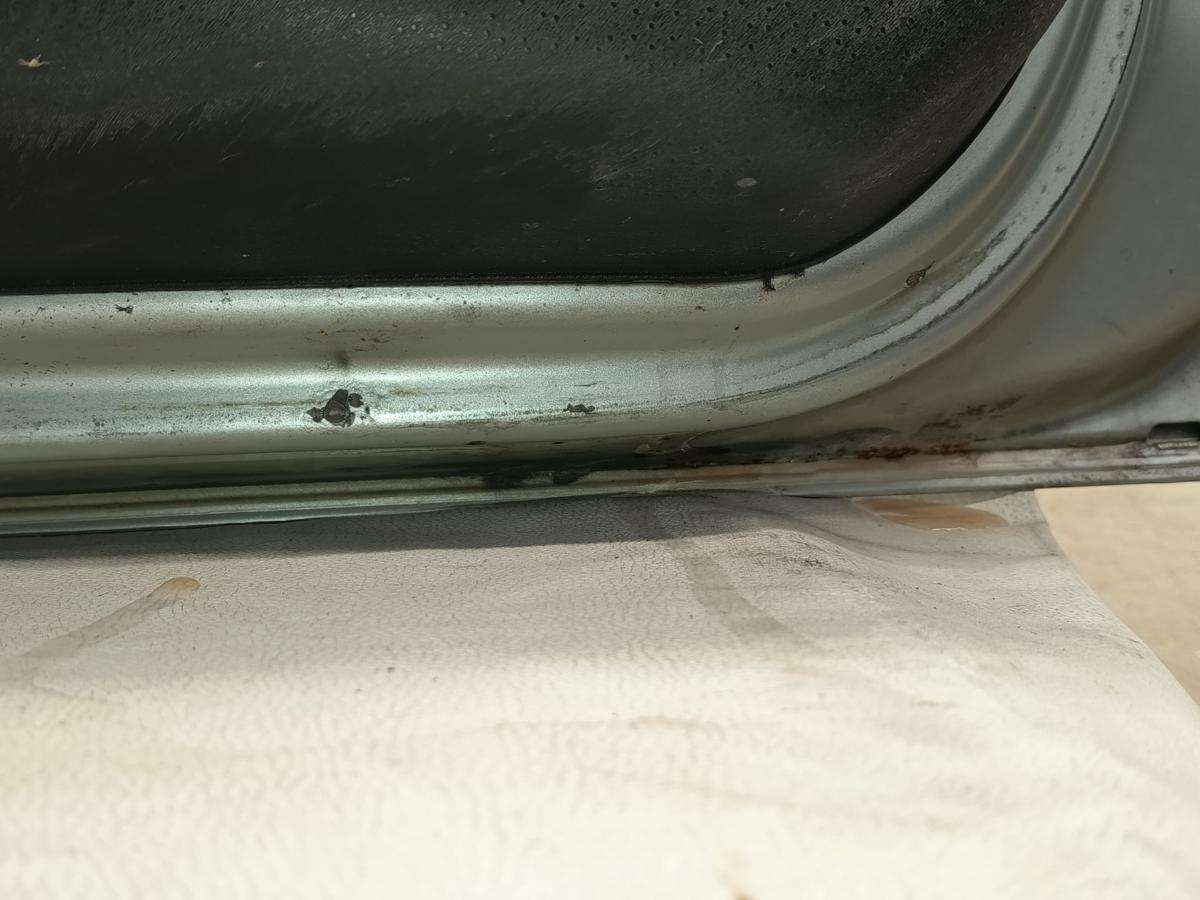 Citroen C3 orig Tür vorn links Fahrerseite ohne Spiegel EZR Grau Bj 2007