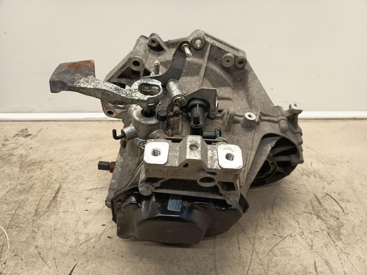 VW Golf V original Schaltgetriebe 5G 1.4l 55kW Benzin FXQ Baujahr 2003