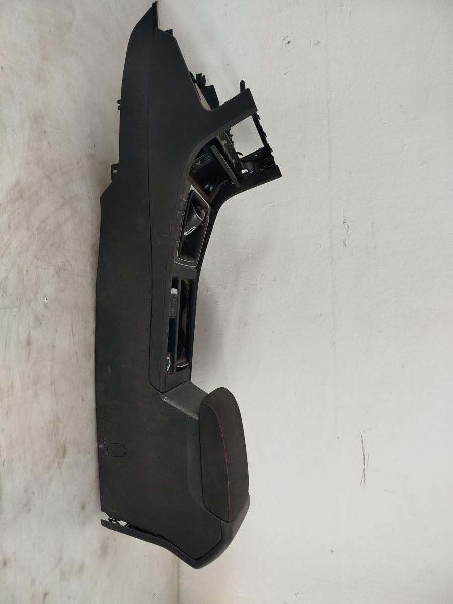 VW Golf 7 VII 5G AU Variant Mittelarmlehne vorn Tunnel Schaltkulisse Verkleidung