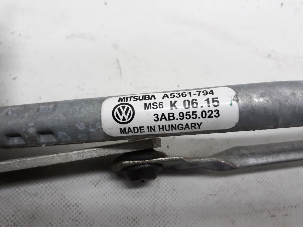 VW Passat 3C B7 3AB1955023 Wischergestänge vorn ohne Wischermotor original BJ2012