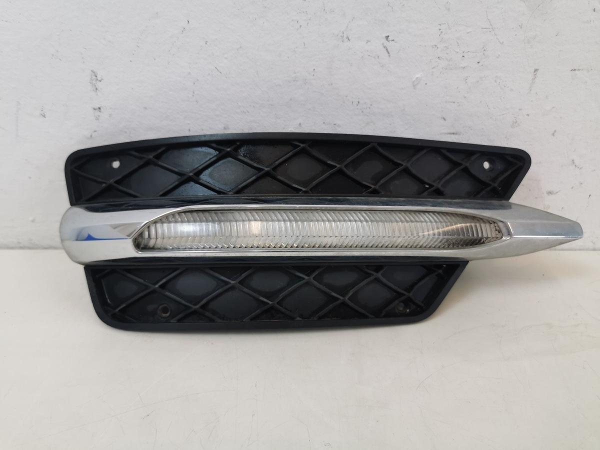 Mercedes C-Klasse W204 Mopf LED Tagfahrleuchte Tagfahrlicht rechts mit Blende
