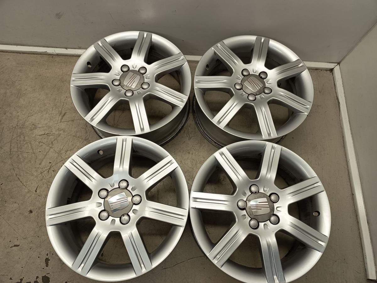 Seat Leon 1P original Satz Alufelgen 6,5x16ET50 1P0601025 Bj 2005