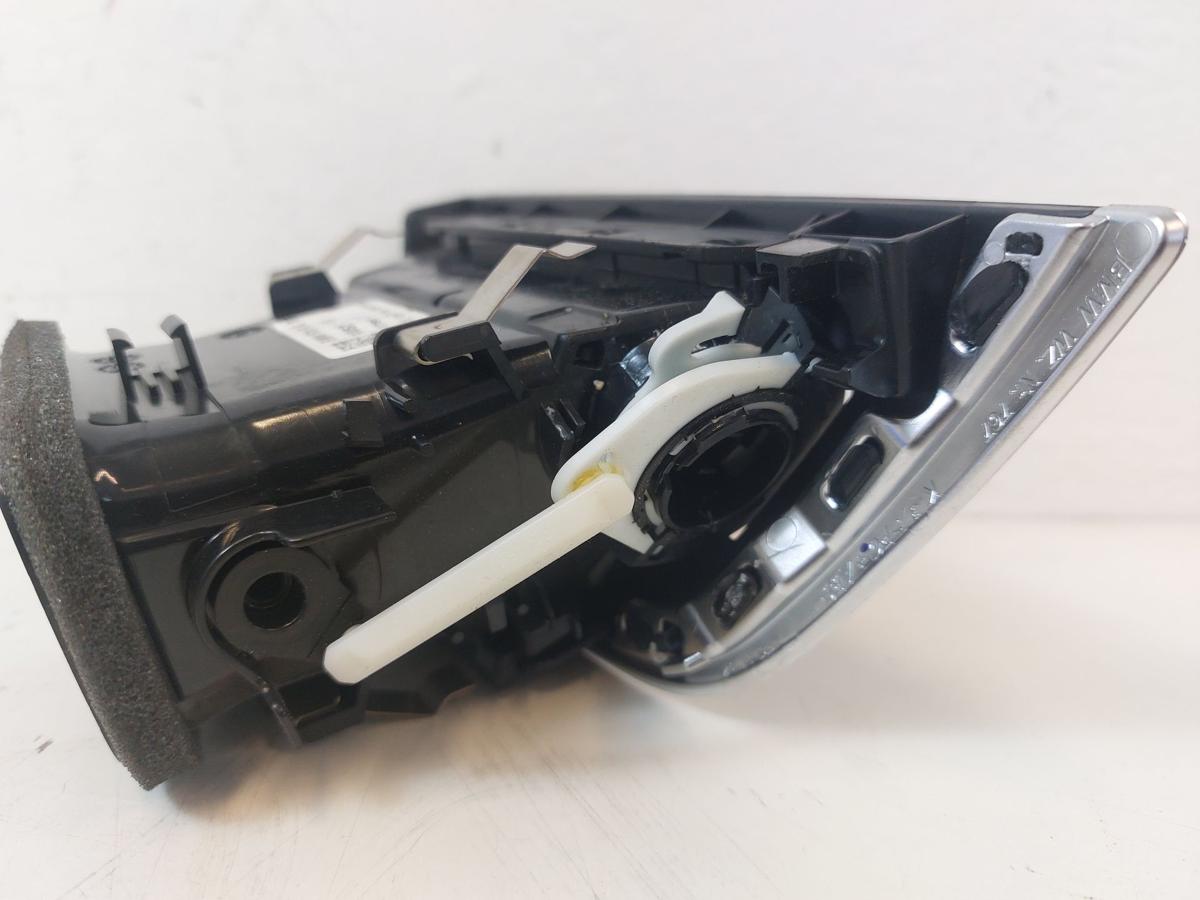BMW 1er F21 M140i LCI Luftd&uuml;se au&szlig;en links L&uuml;ftung Ausstr&ouml;mer Luftdusche OEM