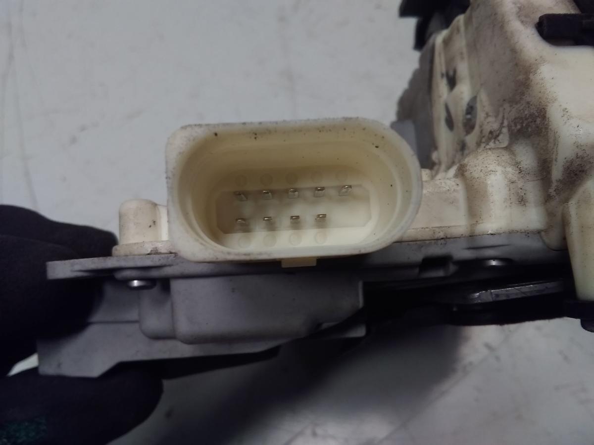 Audi A3 8P original T&uuml;rschlo&szlig; vorn links mit Zentralverriegelung Bj.2010