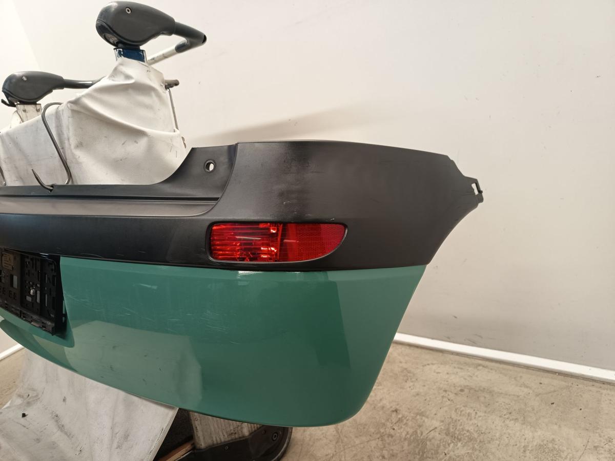 Opel Corsa C original Stoßfänger/ Stoßstange hinten 86U-Fiftiesgruen Bj 2001
