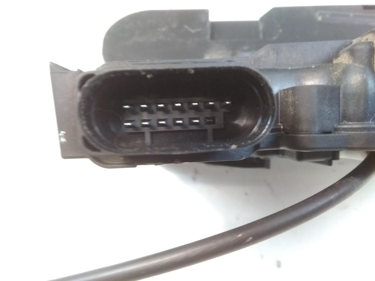 Seat Alhambra 7N original T&uuml;rschlo&szlig; hinten links f&uuml;r Zuziehhilfe Bj.2015