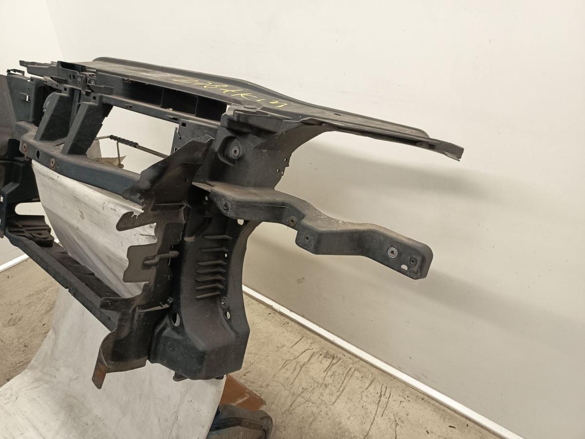 VW Passat 3C Variant Bj 2006 original Schlosstr&auml;ger Frontmaske 2,0L 147KW Benzin