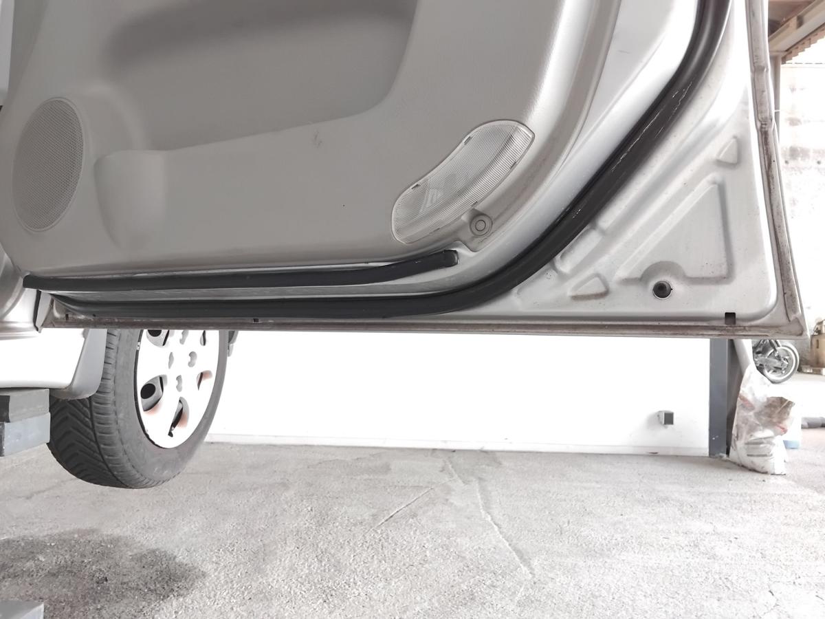 Kia Cerato FE T&uuml;r vorn rechts Beifahrert&uuml;r 6C clear silver BJ2008