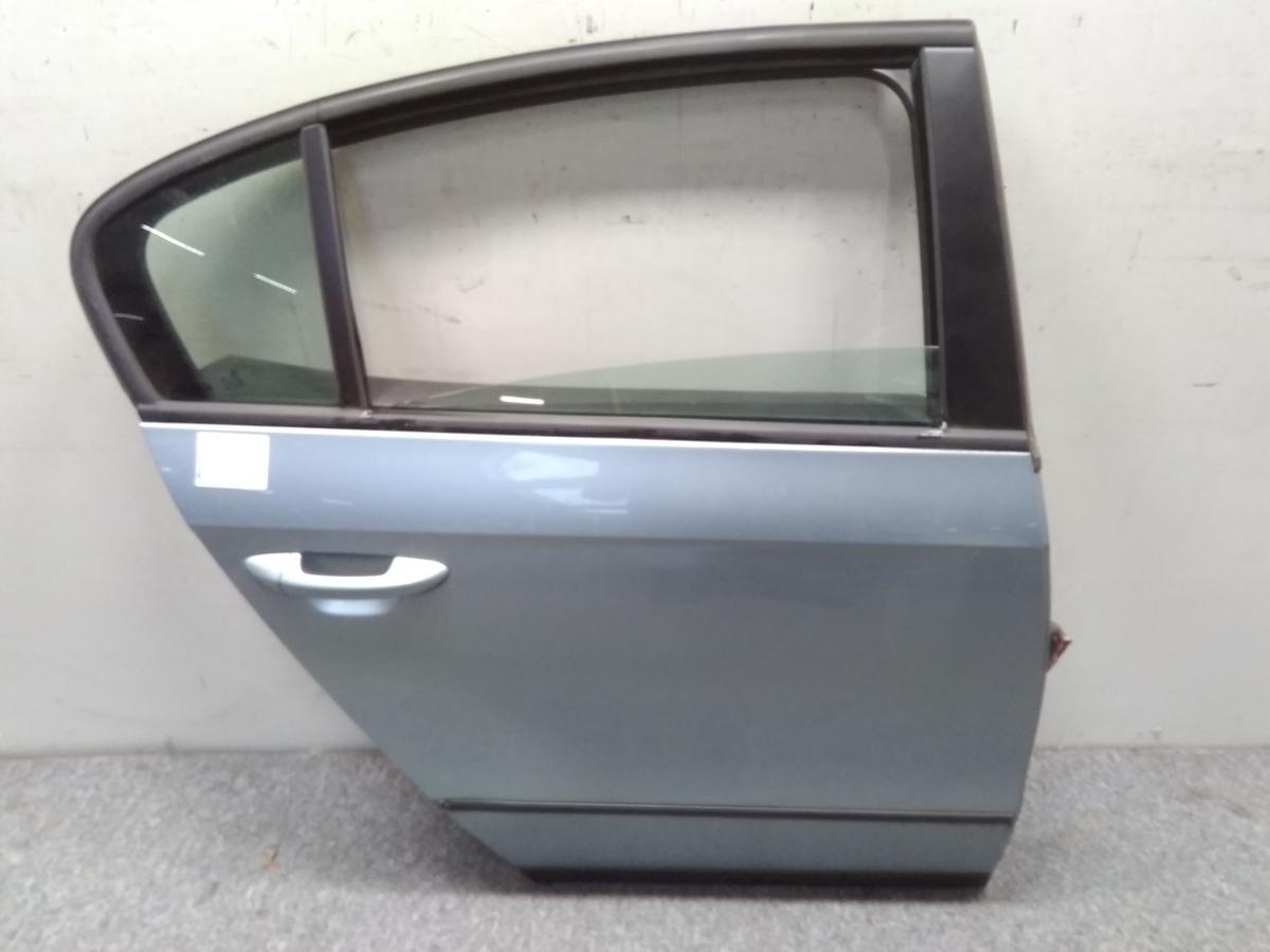 VW Passat 3C B6 Limousine T&uuml;r hinten rechts arcticbluesilver LB5M BJ2005