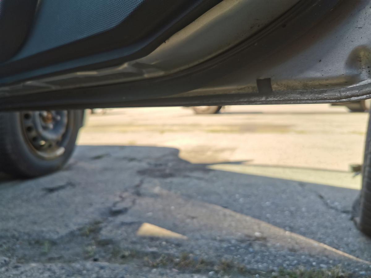 Nissan Micra K12 Beifahrertür Tür Autotür Roh vorn rechts KY0 Sporty Silver 3trg