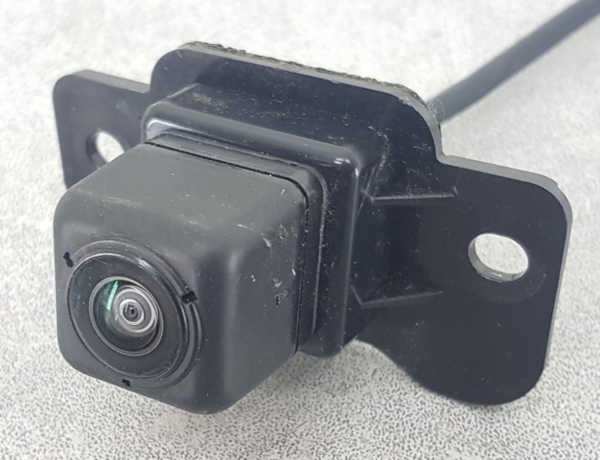 Mitsubishi Eclipse Cross R&uuml;ckfahrkamera Kamera hinten Bj23 8781A413 Modell ab21