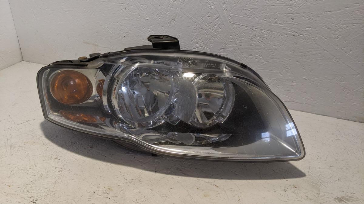 Audi A4 8E B7 Avant Scheinwerfer rechts Hauptscheinwerfer Lampe Originalteil