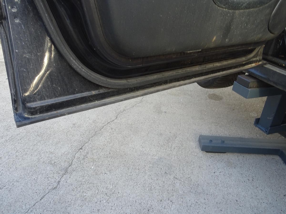 Saab 9-5 original Tür vorn links Schwarzmetallic Rohbau Bj.2005