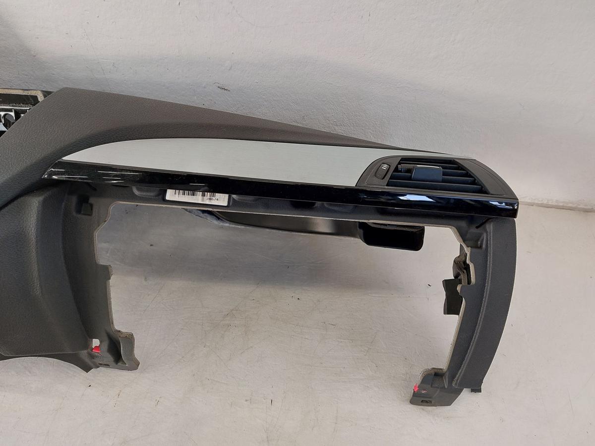 BMW 1er F20 Armaturenbrett Cockpit Armaturentafel im Rohbau Dashboard