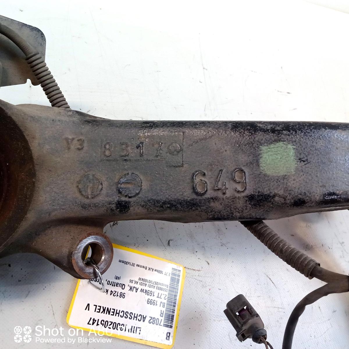 Audi A6 4B original Achsschenkel Radlagergeh&auml;use Vorderachse rechts 2.7T Bj1999